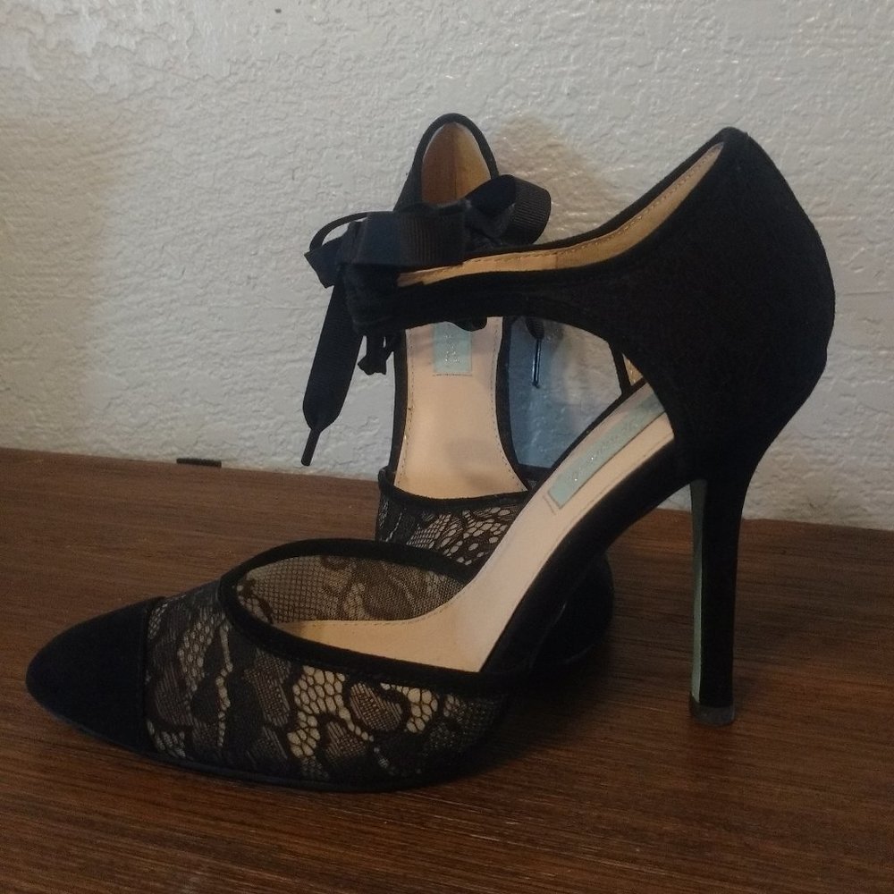 Black Lace Heel